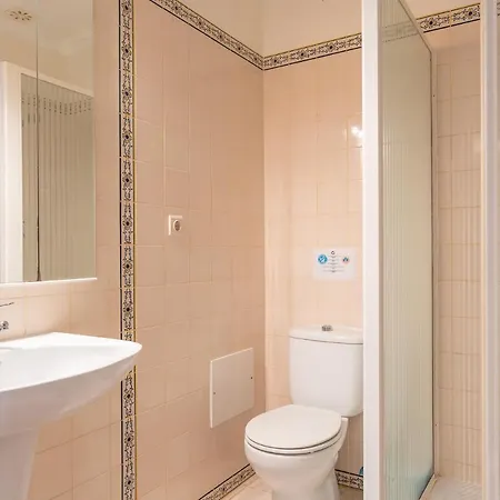 Gabrielle - Great Value Great Location In Vale Da Parra Near To Gale Guia (Faro)