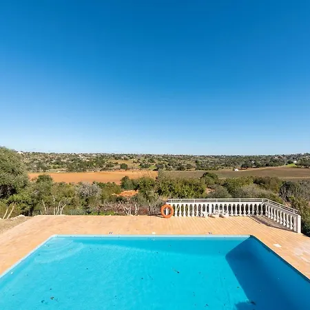 Gabrielle - Great Value Great Location In Vale Da Parra Near To Gale * Guia (Faro)
